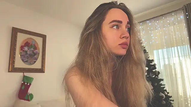 hotexclusive  online show from January 1, 7:41 am