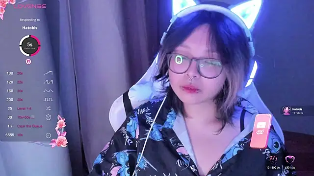 Snapshot of maydaykimmy chatting on January 6, 9:39 pm maydaykimmy online show from January 6, 9:39 pm