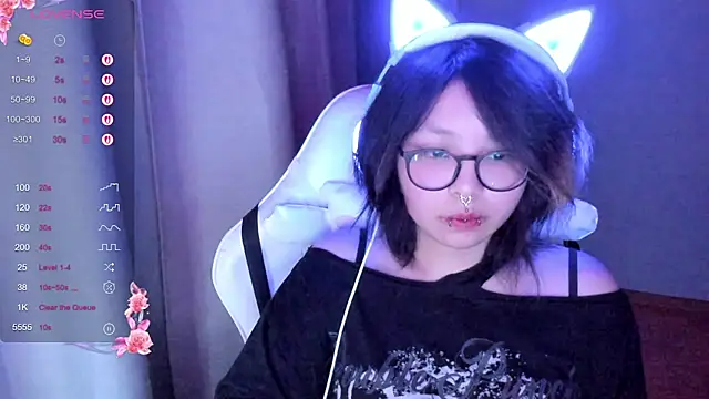 Snapshot of maydaykimmy chatting on January 11, 8:47 pm maydaykimmy online show from January 11, 8:47 pm