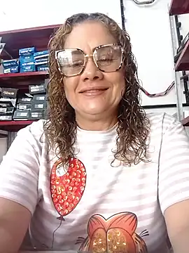 sophiahunt286 online show from February 14, 1:52 pm