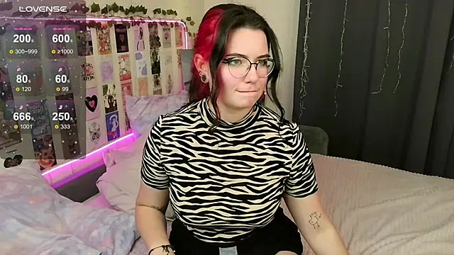 ss-katekisa-ss online show from February 26, 2:25 pm