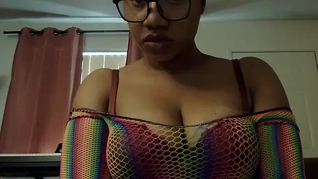 goddessdaisysky online show from November 6, 9:15 pm