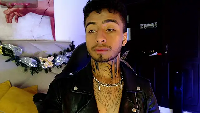 JuanCamiilo 66 online show from December 10, 4:13 am