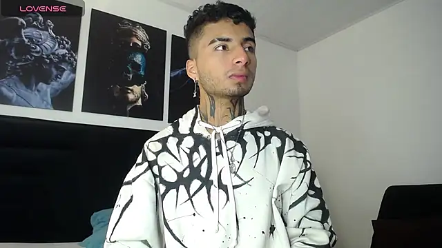 JuanCamiilo 66 online show from January 10, 2:14 am