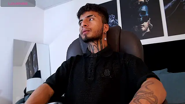 JuanCamiilo 66 online show from February 26, 3:21 am