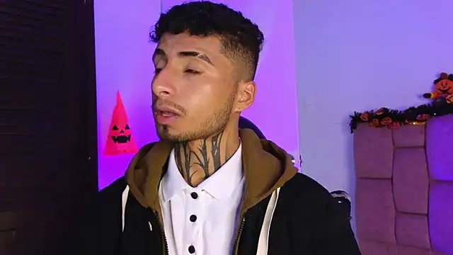 JuanCamiilo 66 online show from October 28, 2:48 am