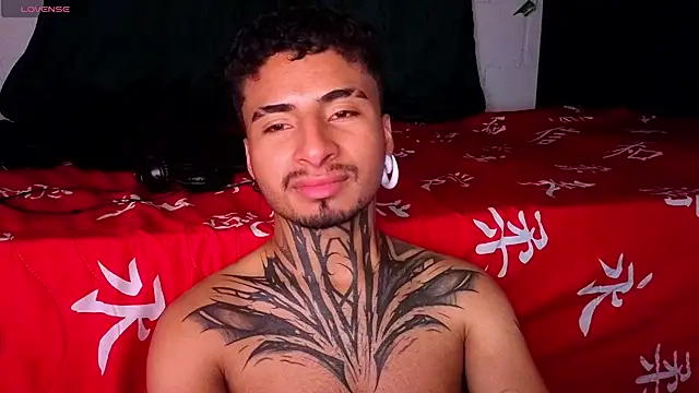 JuanCamiilo 66 online show from May 15, 4:08 am