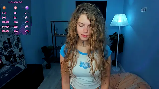 RayaNenlia online show from September 23, 5:10 am