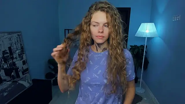 RayaNenlia online show from October 26, 5:02 am