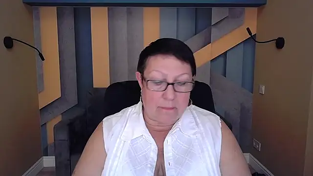 BarbaraTurners online show from October 17, 6:21 pm