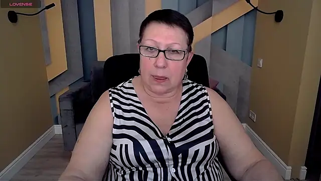 BarbaraTurners online show from November 24, 7:35 pm