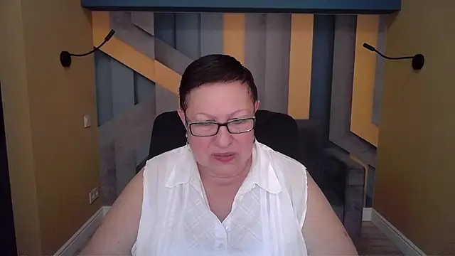 BarbaraTurners online show from December 1, 7:41 pm