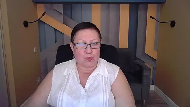 BarbaraTurners online show from December 3, 7:23 pm