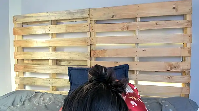 bulma bambina  online show from October 15, 7:58 pm