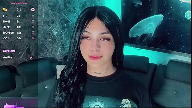 Emmaa Saenz  online show from September 26, 6:01 pm