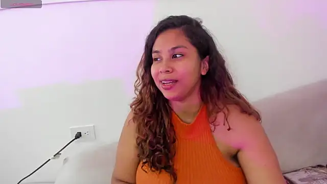 Snapshot of Vidiia chatting on April 19, 1:27 am Vidiia online show from April 19, 1:27 am