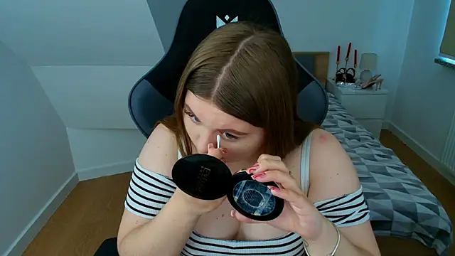 AbbyPleasure online show from May 13, 8:34 am