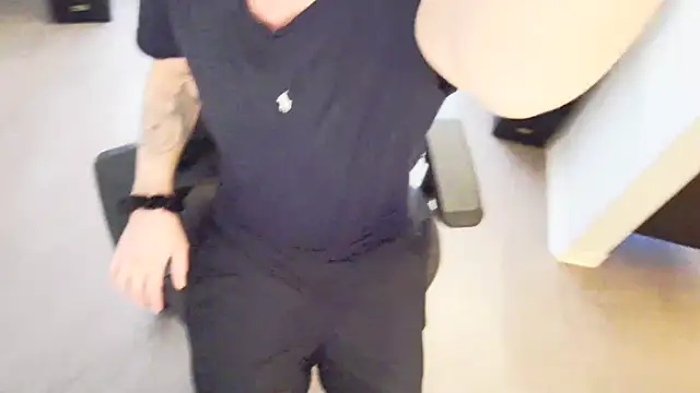 Hot ToyBoy6974 online show from December 14, 12:12 pm