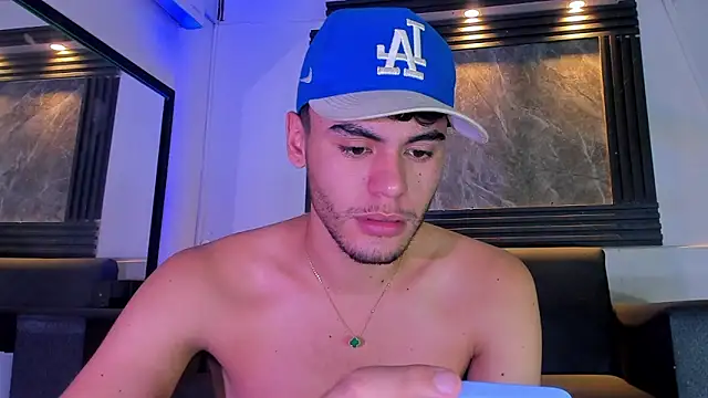 liam genner  online show from September 22, 8:00 pm