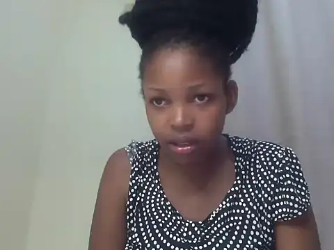 Snapshot of queen-sasha chatting on November 15, 4:47 pm queen-sasha online show from November 15, 4:47 pm