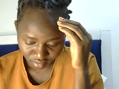 Snapshot of Seeexxxy-bree chatting on March 11, 8:09 am Seeexxxy-bree online show from March 11, 8:09 am