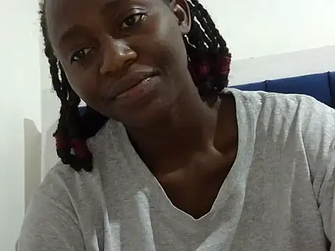 Snapshot of Seeexxxy-bree chatting on March 17, 7:23 am Seeexxxy-bree online show from March 17, 7:23 am