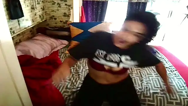 Snapshot of Indian_Blaze00 chatting on November 24, 6:13 am Indian Blaze00 online show from November 24, 6:13 am