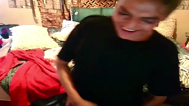 Snapshot of Indian_Blaze00 chatting on December 19, 7:26 am Indian Blaze00 online show from December 19, 7:26 am