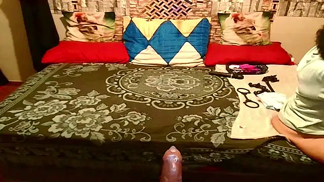 Snapshot of Indian_Blaze00 chatting on January 14, 6:35 pm Indian Blaze00 online show from January 14, 6:35 pm