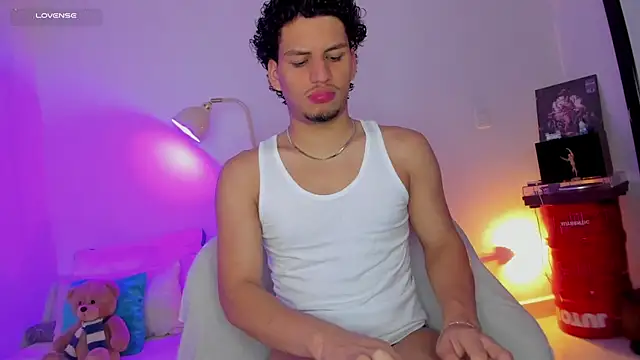 Curlblue online show from September 29, 4:06 am