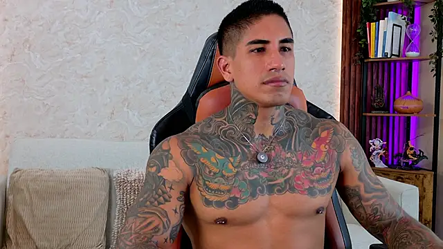 AdanReilly online show from May 3, 3:51 pm