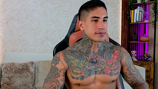 AdanReilly online show from May 13, 4:15 pm