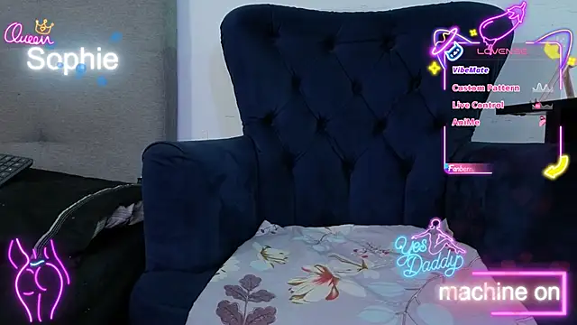 Sophiehuntress online show from February 17, 10:45 am