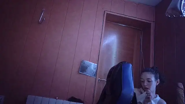 Snapshot of Lia_Y_PatrickX chatting on February 4, 5:34 pm Lia Y PatrickX online show from February 4, 5:34 pm