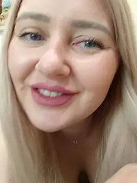 LadyLolyPop  online show from October 4, 1:25 am