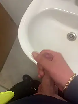 Snapshot of FrutenFratenR9 chatting on September 26, 10:36 pm FrutenFratenR9 online show from September 26, 10:36 pm