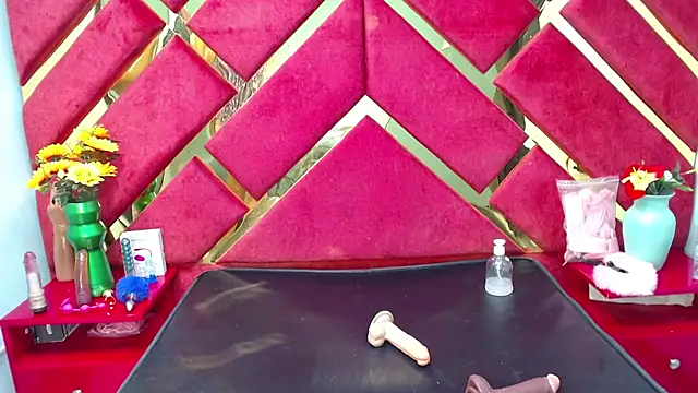 Sweet Annyy online show from February 8, 6:33 pm