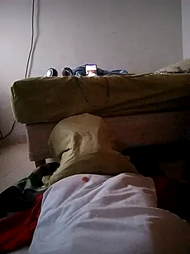 Snapshot of rascarasca69 chatting on January 11, 9:03 am rascarasca69 online show from January 11, 9:03 am