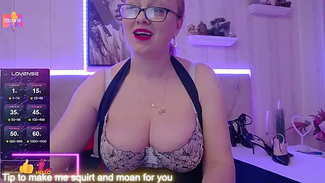 LadyJeen online show from January 13, 9:30 am