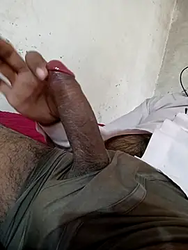 Snapshot of Pussy_lover_33 chatting on February 15, 10:22 am Pussy lover 33 online show from February 15, 10:22 am