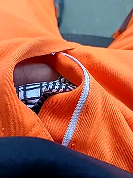 Snapshot of vadszex31 chatting on October 21, 7:20 am vadszex31 online show from October 21, 7:20 am