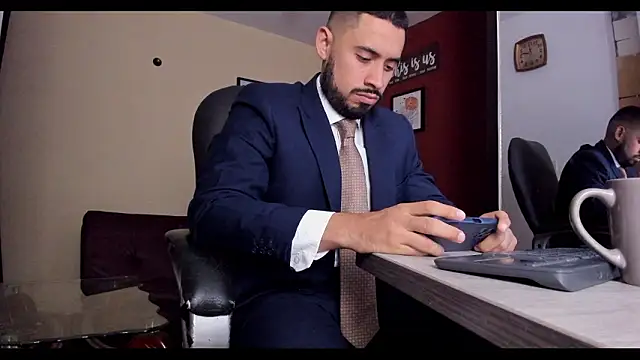 Snapshot of thesexlawyer1 chatting on March 8, 2:37 am thesexlawyer1 online show from March 8, 2:37 am