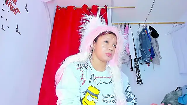 Emily Coper18 online show from November 3, 6:36 am