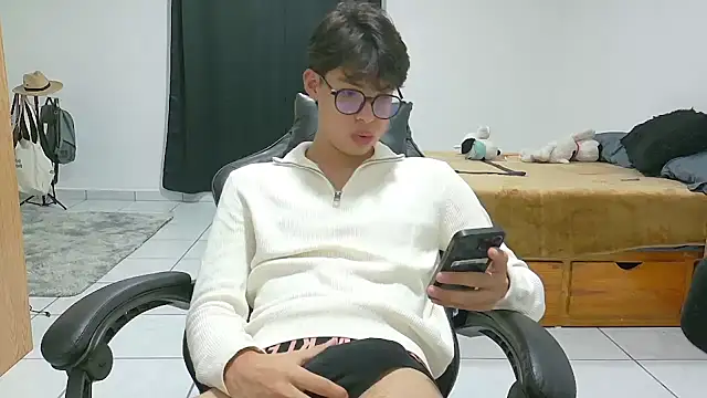 Snapshot of Jacotnk chatting on October 5, 1:04 am Jacotnk online show from October 5, 1:04 am