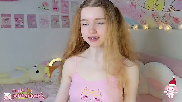 petiteluluxx online show from December 31, 8:59 am
