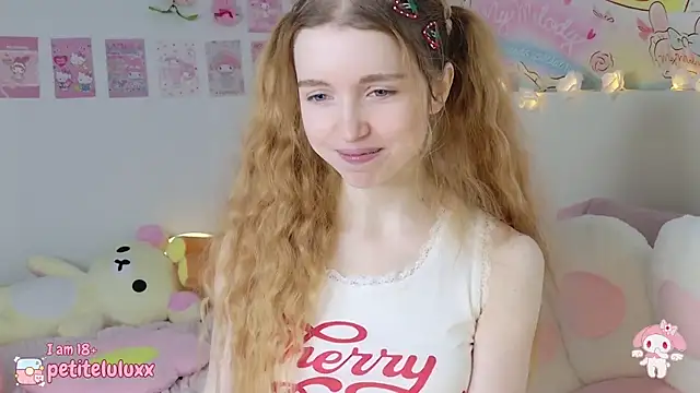 petiteluluxx online show from January 17, 8:56 am