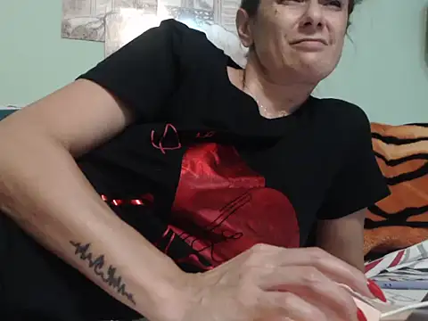 Snapshot of SexyGioconda chatting on February 4, 10:45 pm SexyGioconda online show from February 4, 10:45 pm