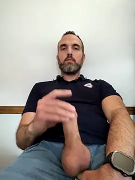 leon3875 online show from December 17, 3:18 pm