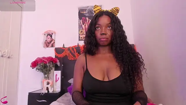 Reina Love2 online show from October 12, 3:11 pm