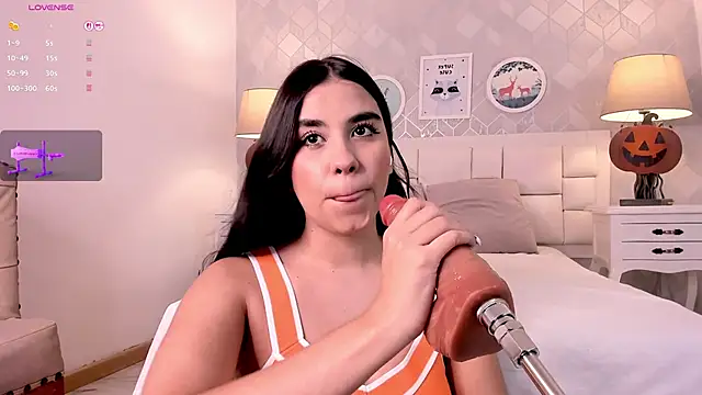 Mara Betancurt online show from October 29, 11:06 pm